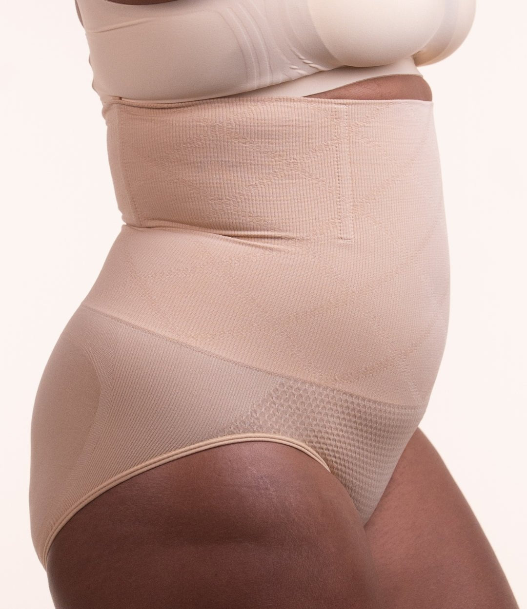 Calcinha Modeladora com Abertura Higiênica (Promoção)